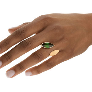 Regatta mit Turmalin Regatta mit Turmalin